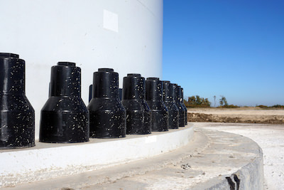 Feuerschutzschlaeuche_Kabelschutz_fuer_Steuerkabel_Giesserei_Schutz_vor_Funkenflug_1500_Grad